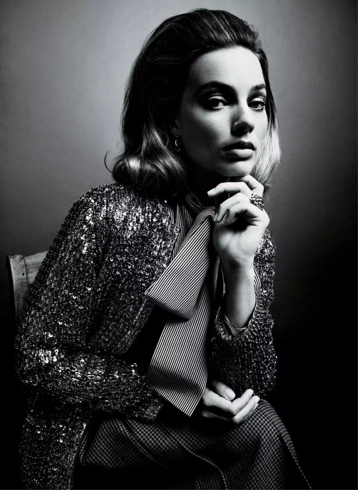 Margo Robbie fotografijoje fotografuojant Vogue: 