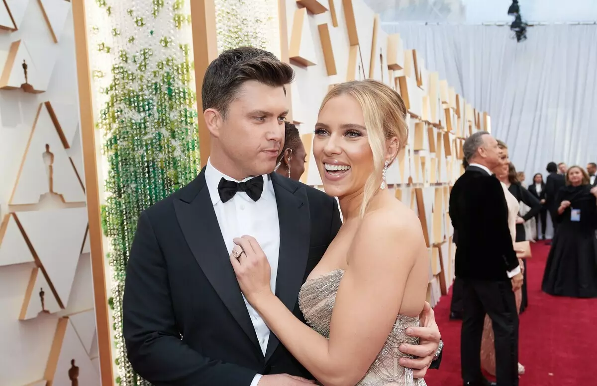 Iyo Groom Scarlett Johansson akaudza chikonzero nei hukama hwaizomutya kwaari