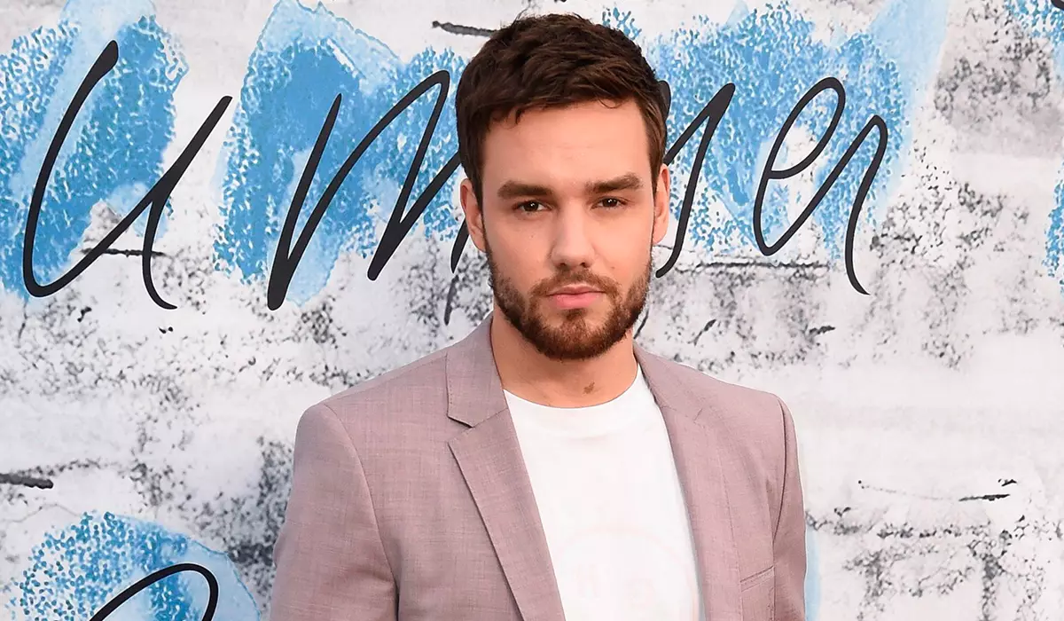 El dolor de Liam le dio consejos a los jóvenes a sí misma: "Tiras las placas de la ventana"