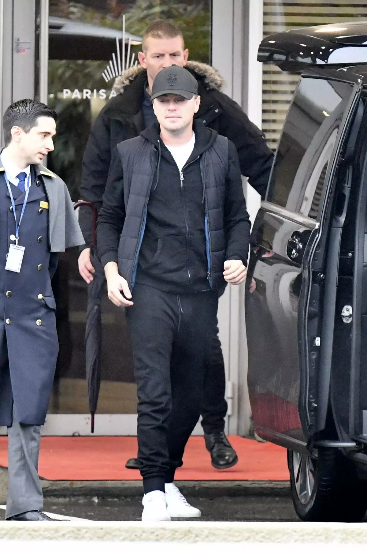 Leonardo DicaPrio otišao je u Pariz sa 21-godišnjom voljenom 21530_3