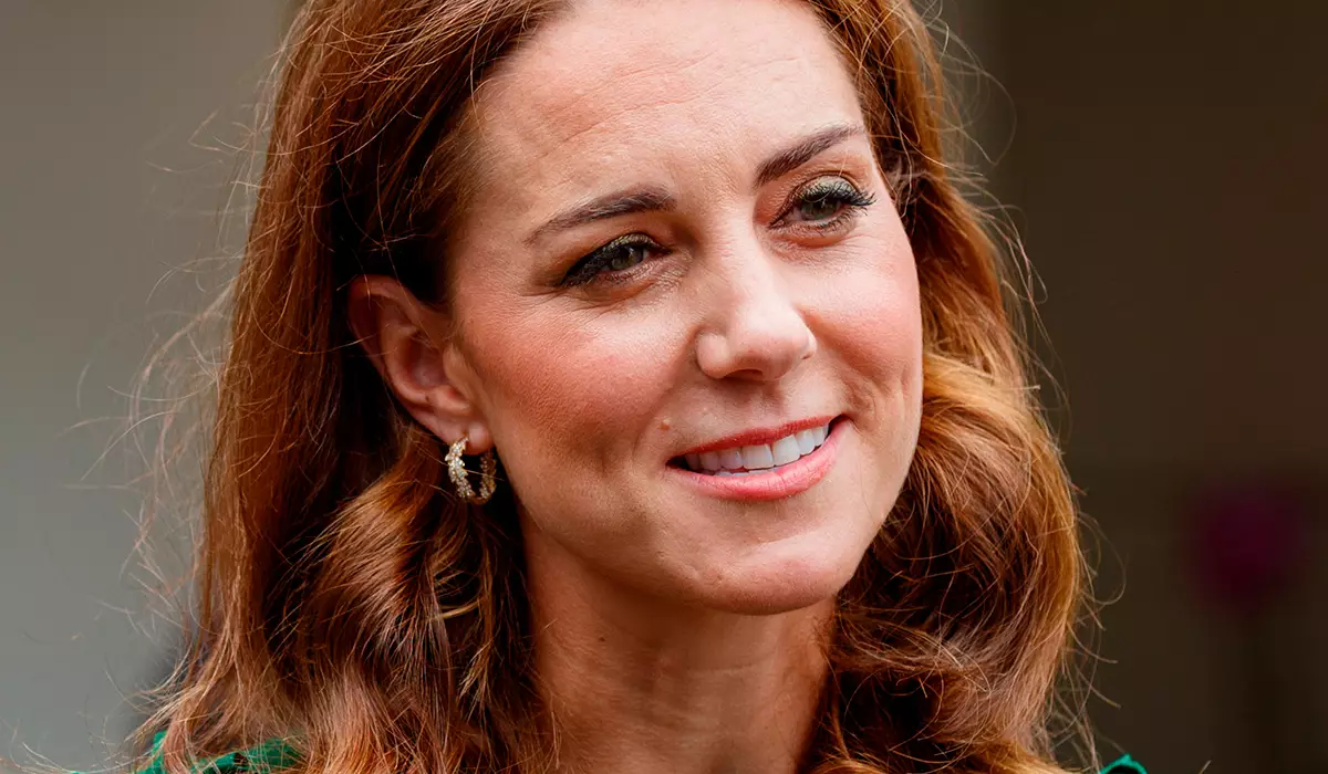 Dadatoa Kate Middleton dia tratry ny zavamaniry Megan ho lasa: 