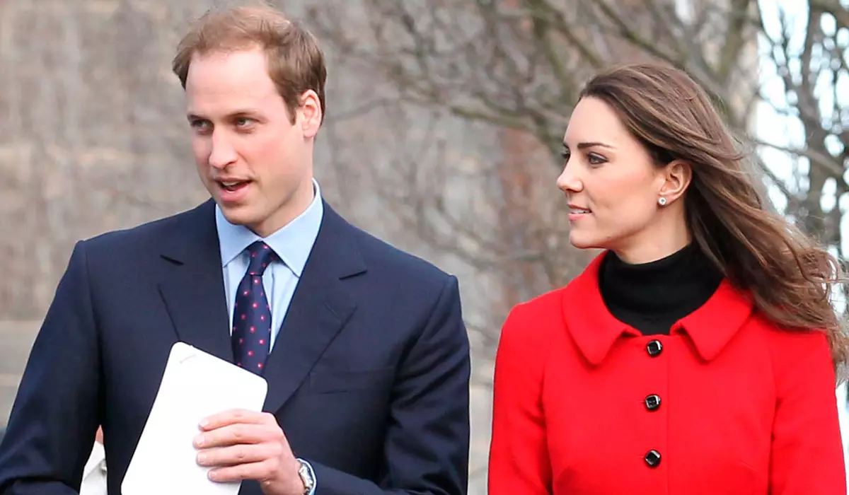 Kate Middleton ແລະ Prince William ໄດ້ກັບຄືນໄປສະຖານທີ່ແຕ່ງງານຂອງລາວ: Photo