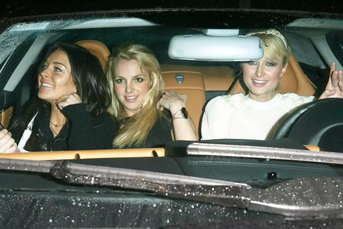 Highland Lindsay Lohan en Paris Hilton vanwege Britney Spears veranderden in een filmscript 25835_2