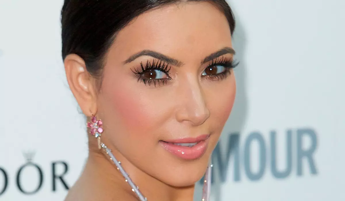 Kim Kardashian confuse de salut avec neige: "Les gens, je ne suis pas un météorologue!"