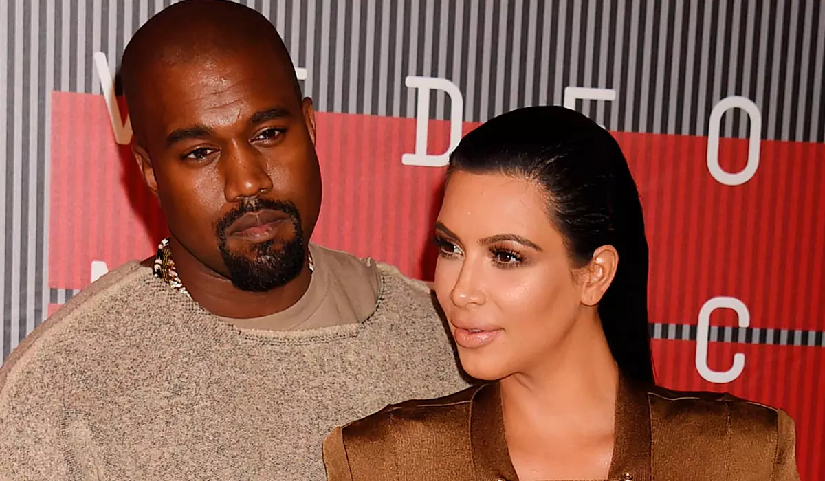 Band in Sins: Kim Kardashian verdacht van verraderlijke echtgenoot met een drake