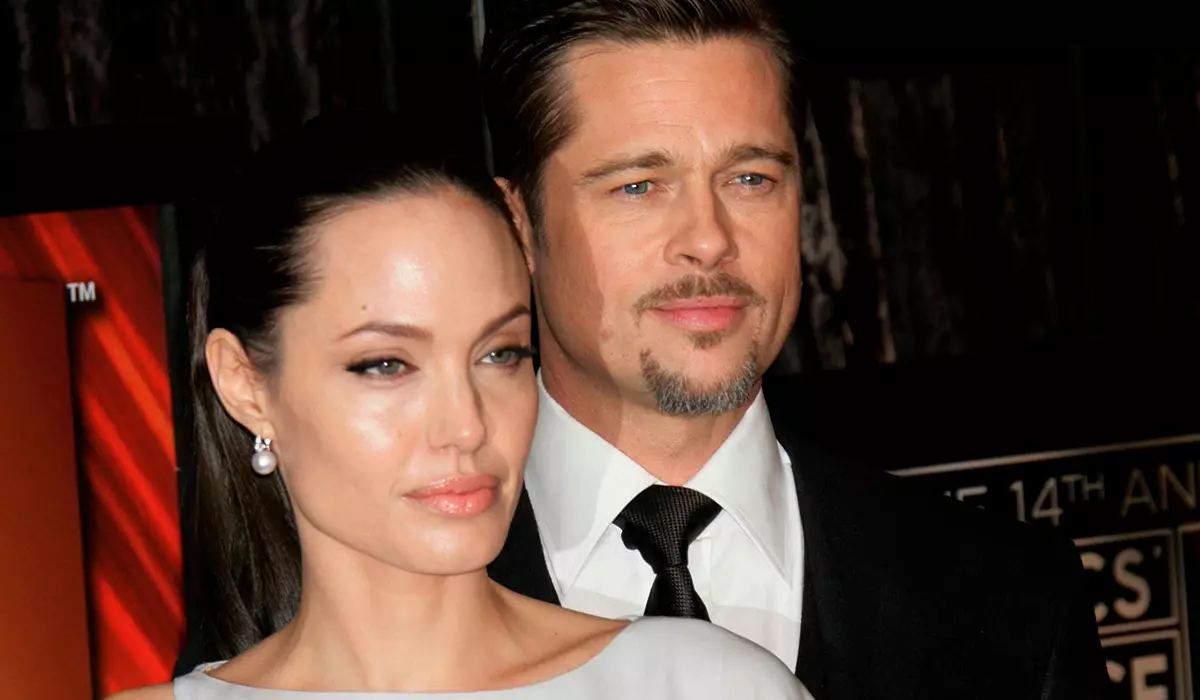 Angelina Jolie ali wokonzeka kuwongolera zachiwawa zakunyumba kuchokera ku Brad Pitt