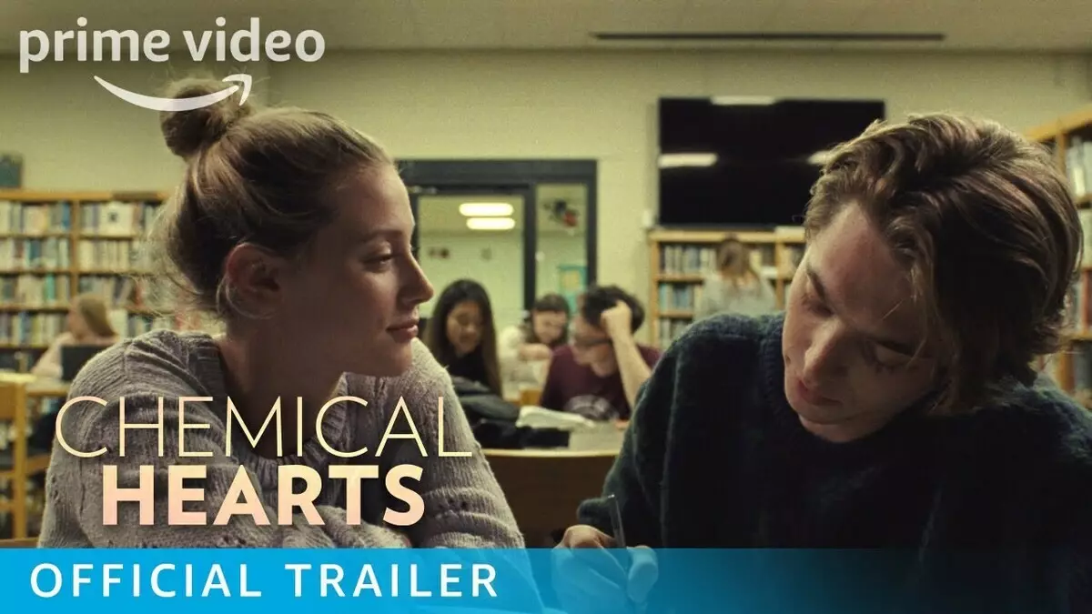 Lily Reinhart si innamora del trailer del film "Chemical Hearts"