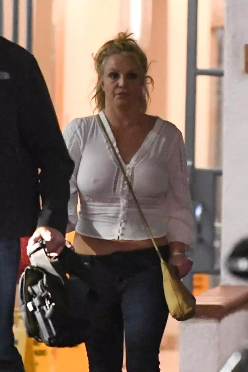 Britney Spears yasabye Hayters guhagarika guhaguruka kumurongo 27378_1