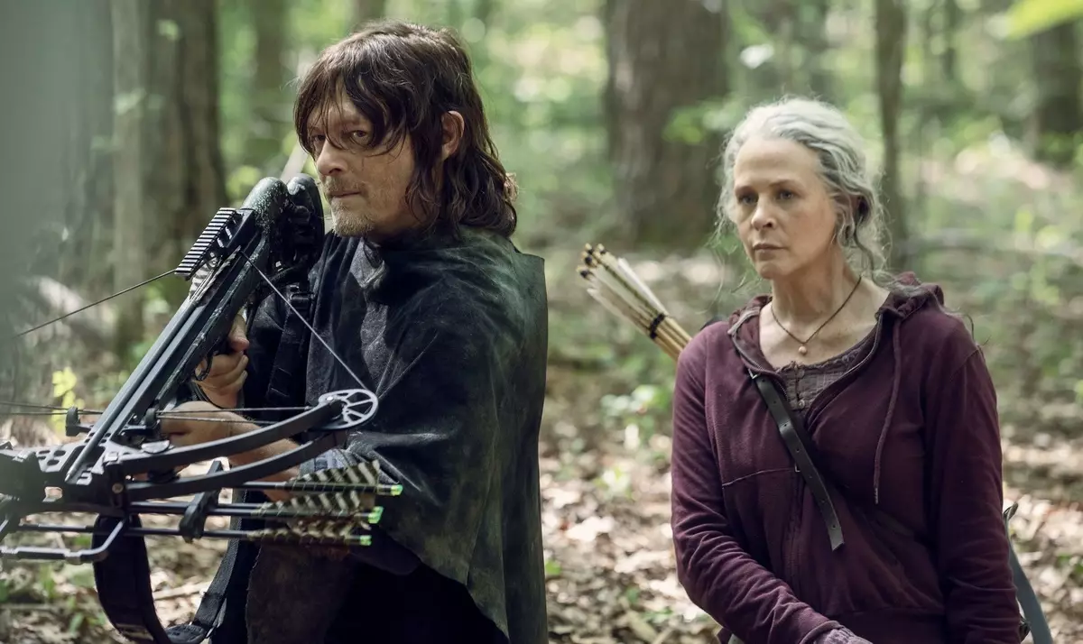 Huhu: Daryl ja Carol "Walking Dead" saavat paitsi omat sarjansa vaan myös elokuva