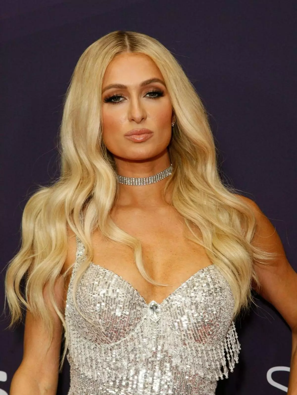 Paris Hilton verbood om de voormalige bruidegom per partij na het breken van de verloving te laten 27717_2