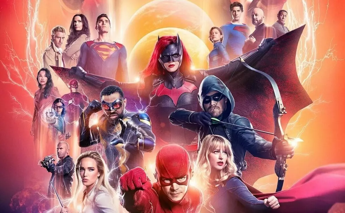 Flash, frecha, Superman e outros heroes no primeiro tráiler "Crise en terras sen fin"