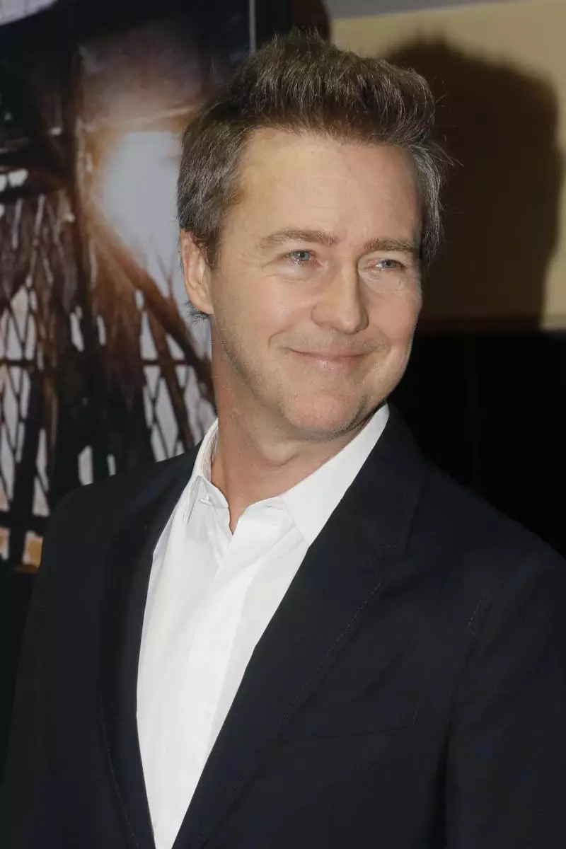 Edward norton got çawa jiyana Leonardo dicaprio xilas kir 27914_3