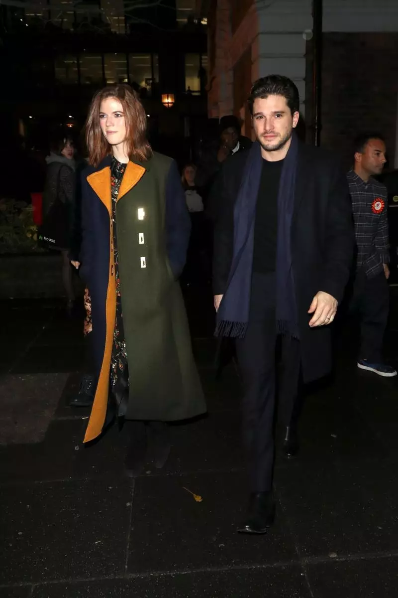 Rare output: Keith Harington and Rose Leslie went to the church after rumors about cheating 27916_1