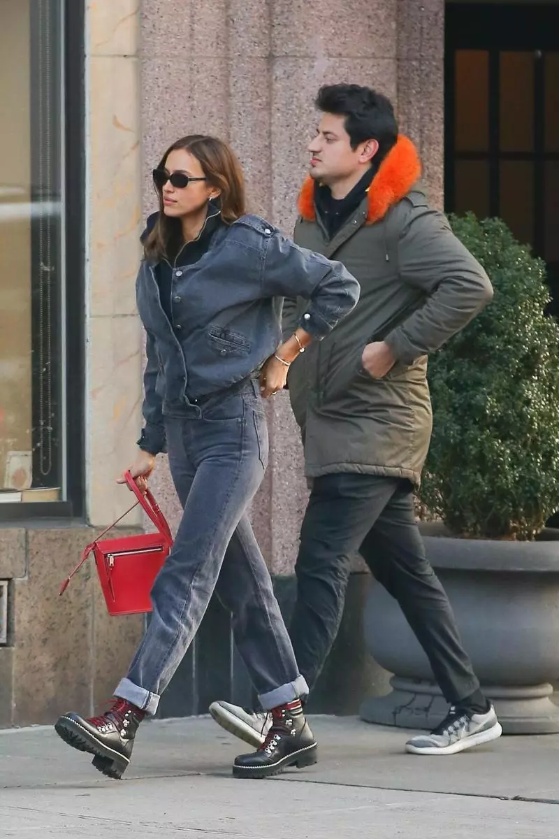 Date or just a walk? Irina Shayk again caught with a mysterious stranger 28029_1