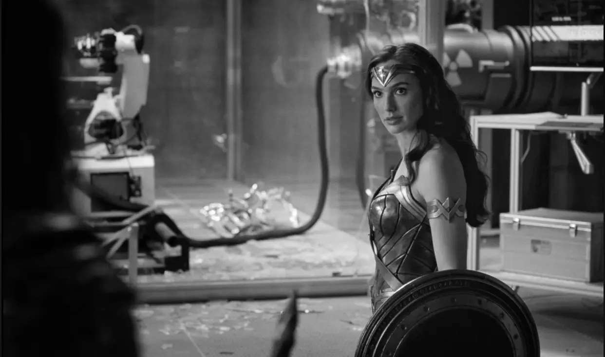 Gal Gadot a Ben Affleck vyzvali, aby ukázali riaditeľovi verziu 