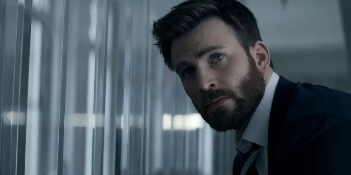 Chris Evans doživljava noćnu moru u debitoru za prikolicu serije 