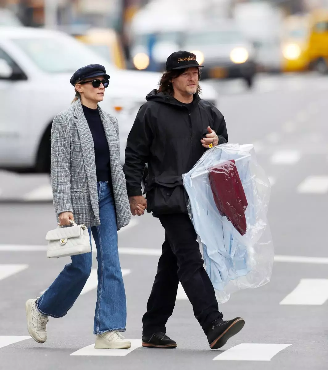 Foto: Norman Ridus en Diana Kruger op 'n wandeling in New York 29003_2