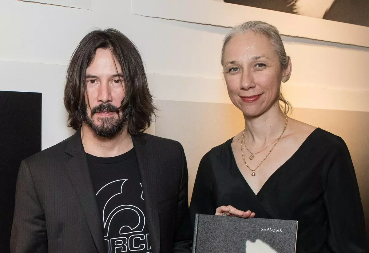 "Crefyddol a charedig": Dywedir wrth y personau am y ferch Keanu Rivza