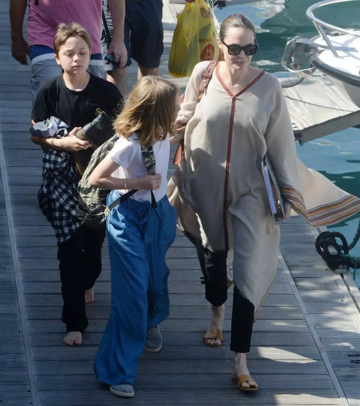 Angelina Jolie y Richard Madden evacuó desde la filmación de 