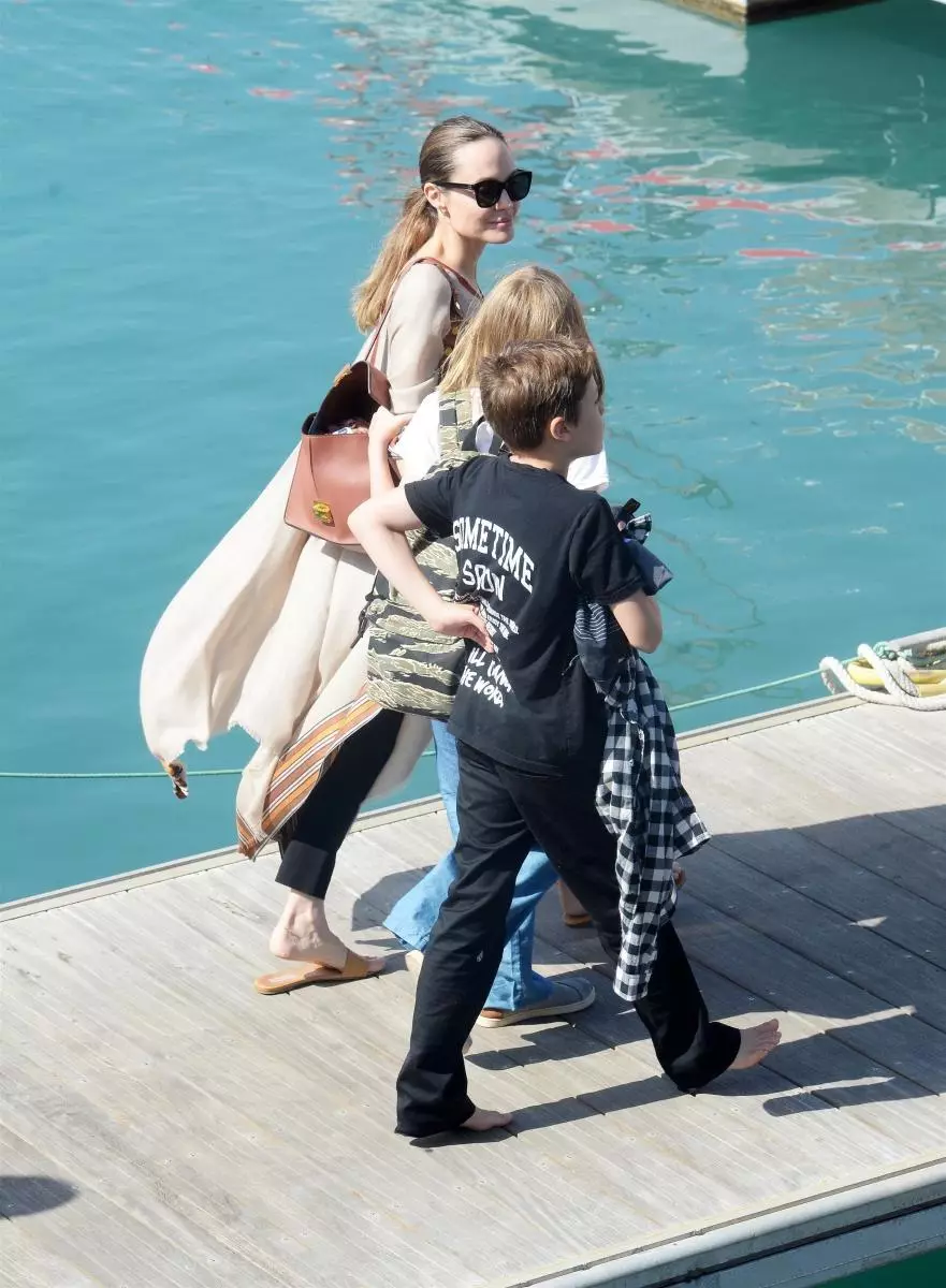 Angelina Jolie y Richard Madden evacuó desde la filmación de 