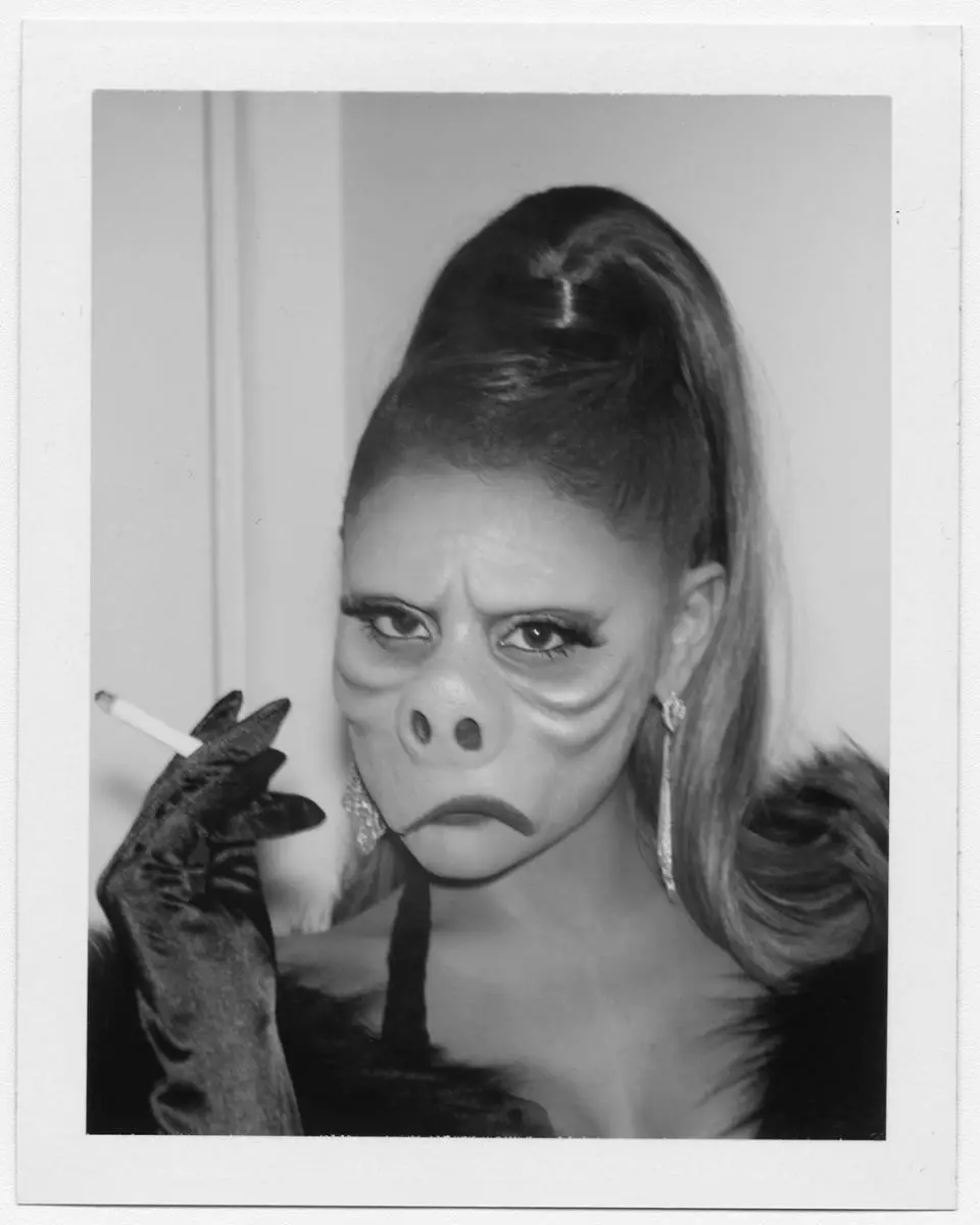 Ariana Grande escolleu un traxe realmente asustado para Halloween 29350_1