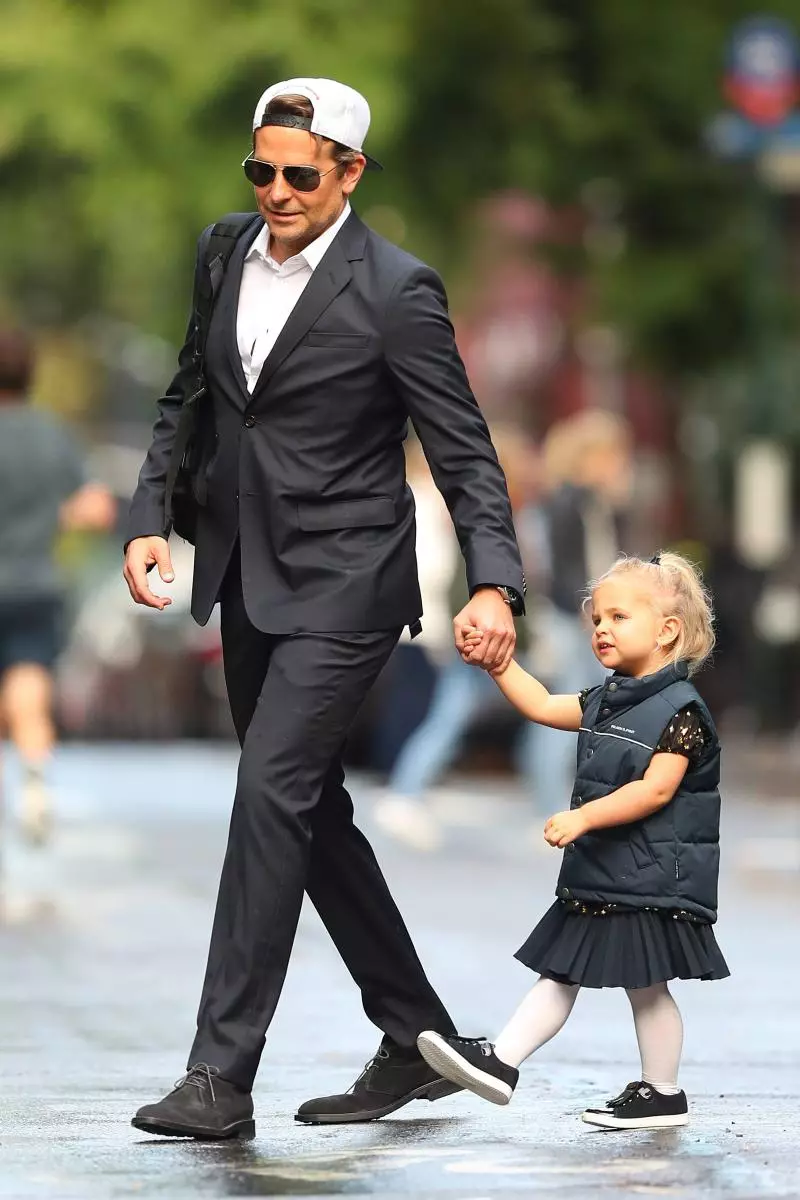 Foto: Bradley Cooper betrat das Licht mit einer zweijährigen Tochter von Irina Shayk 29500_3