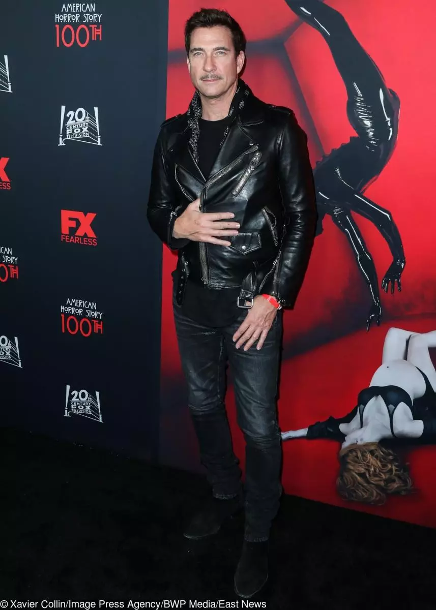 Sarah Poleson, Cody Fern, Evan Peters kaj aliaj festis la 100-an epizodon de 