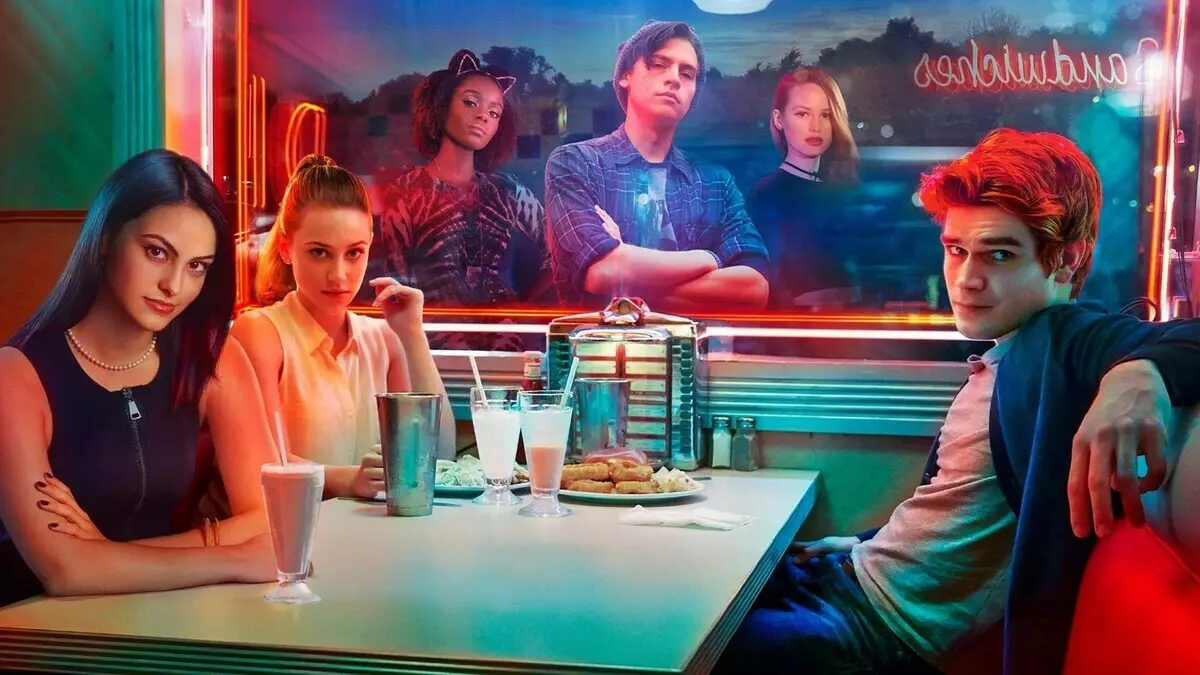 "Camila Mendez" papasakojo apie sunkų filmą į seriją "Riverdale"