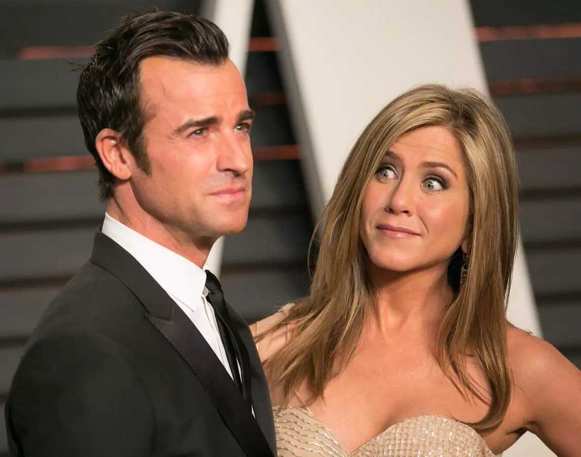 Justin Tera មានមោទនភាព Jennifer Aniston: "ពិភពលោកនឹងដឹងថាតើភាពសប្បាយរីករាយបែបណា"