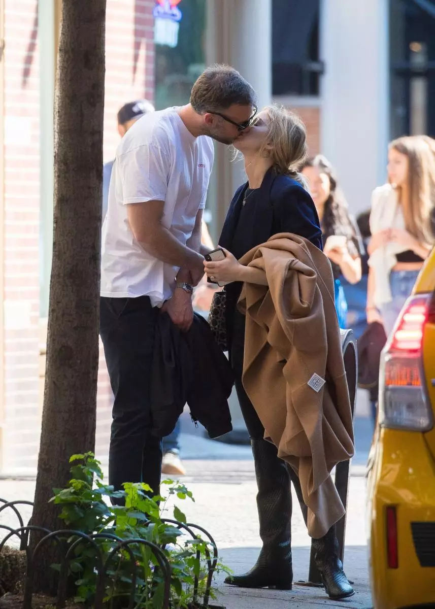 Los vestidos de novia, Jennifer Lawrence tenía su propia habitación en el hotel (fotos y detalles interesantes de la ceremonia). 29759_5