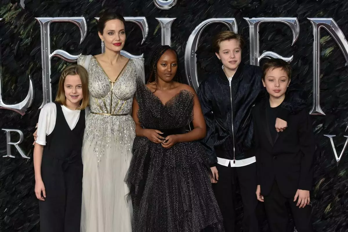 Angelina Jolie, altı çocuğunun hiçbirinin oyuncu olmak istediğini belirtti 29906_1