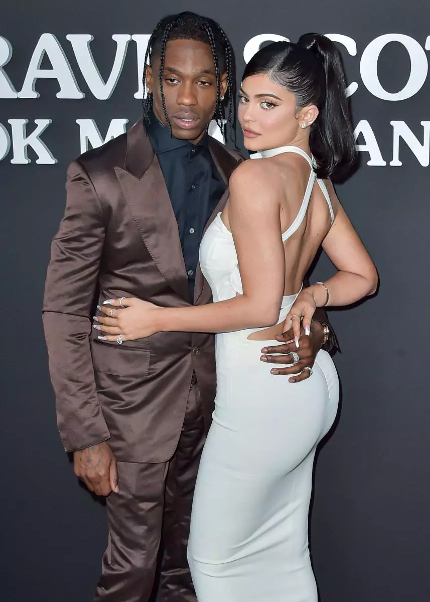 Kylie Jenner surpreendeu fãs escolhendo um nome padrão para o segundo filho desejado 30128_2