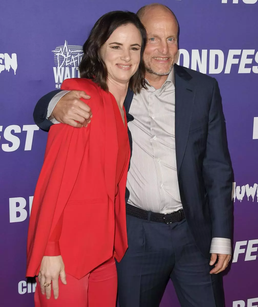 过去25岁：Woody Harrelson和Juliet Lewis庆祝了电影“天生杀手”周年纪念日 30184_3