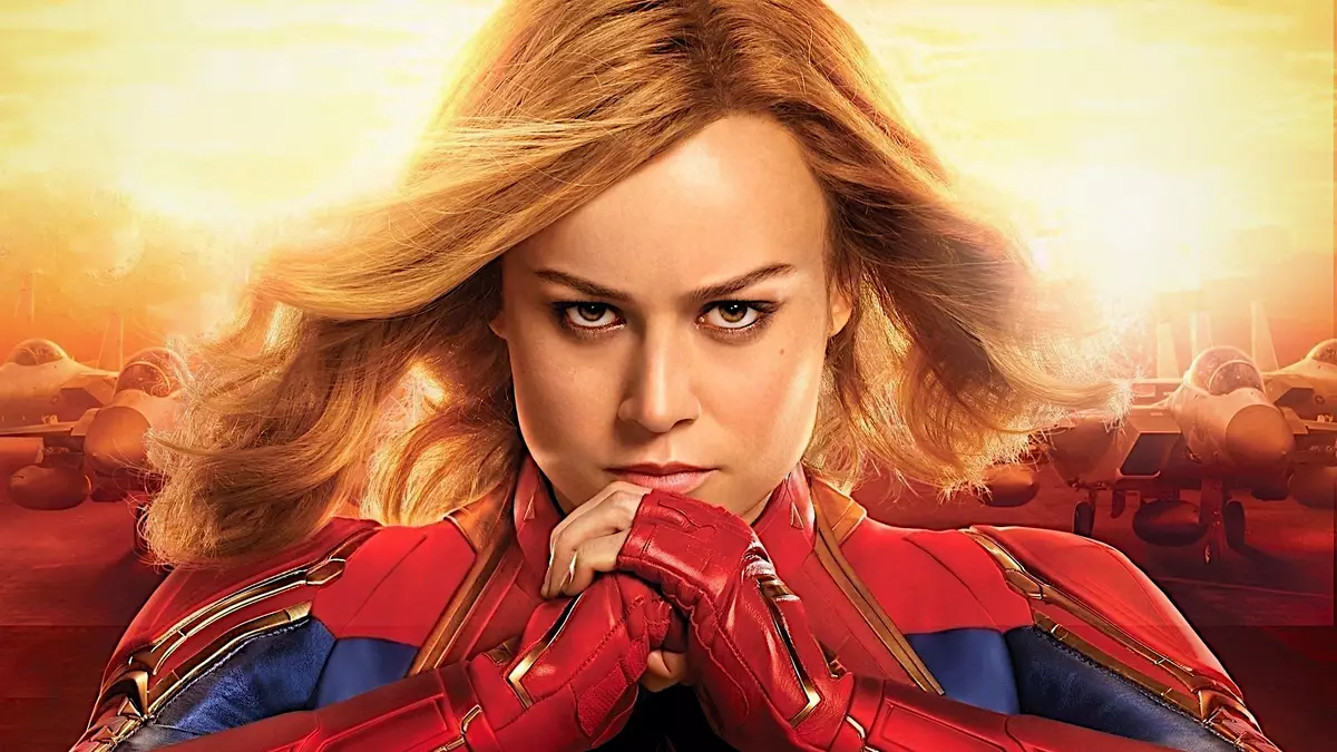 Bree Larson tsis paub tias muaj pes tsawg tus txiv neej tau "Captain Marvel": "Kuv tsis muaj sijhawm"