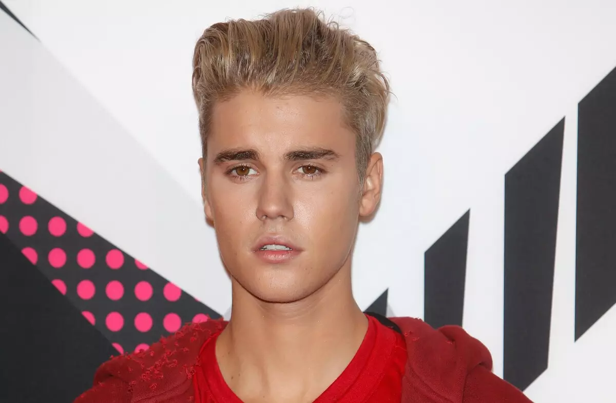 "Fumana mathata a 'nete": Justin bieber o ile a araba ka sebete ho nyatsulo ea batšehetsi ba litokelo tsa liphoofolo