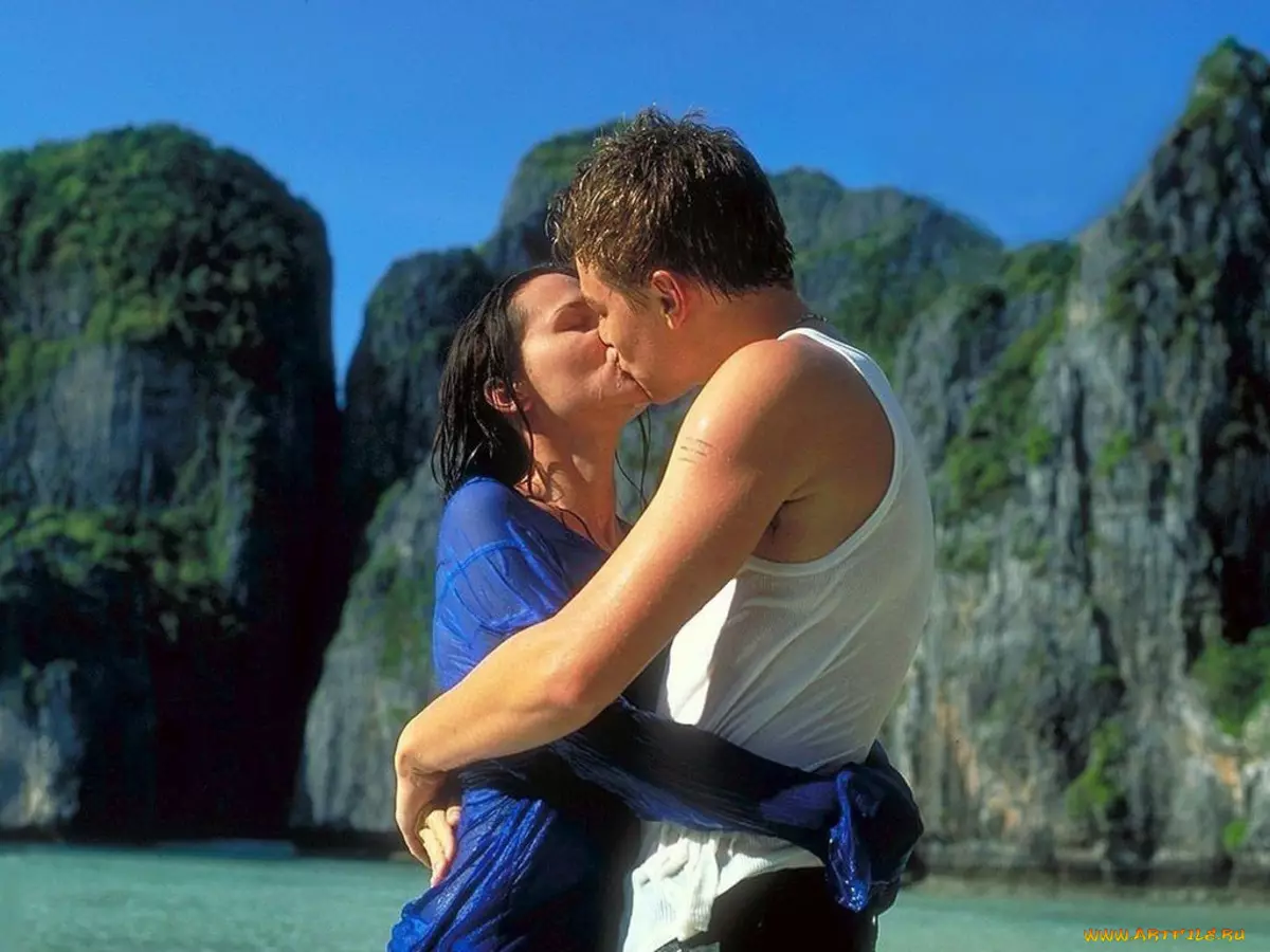 De Robert Pattinson a Jennifer Lawrence: Quem não gostava de beijar as estrelas 30295_8