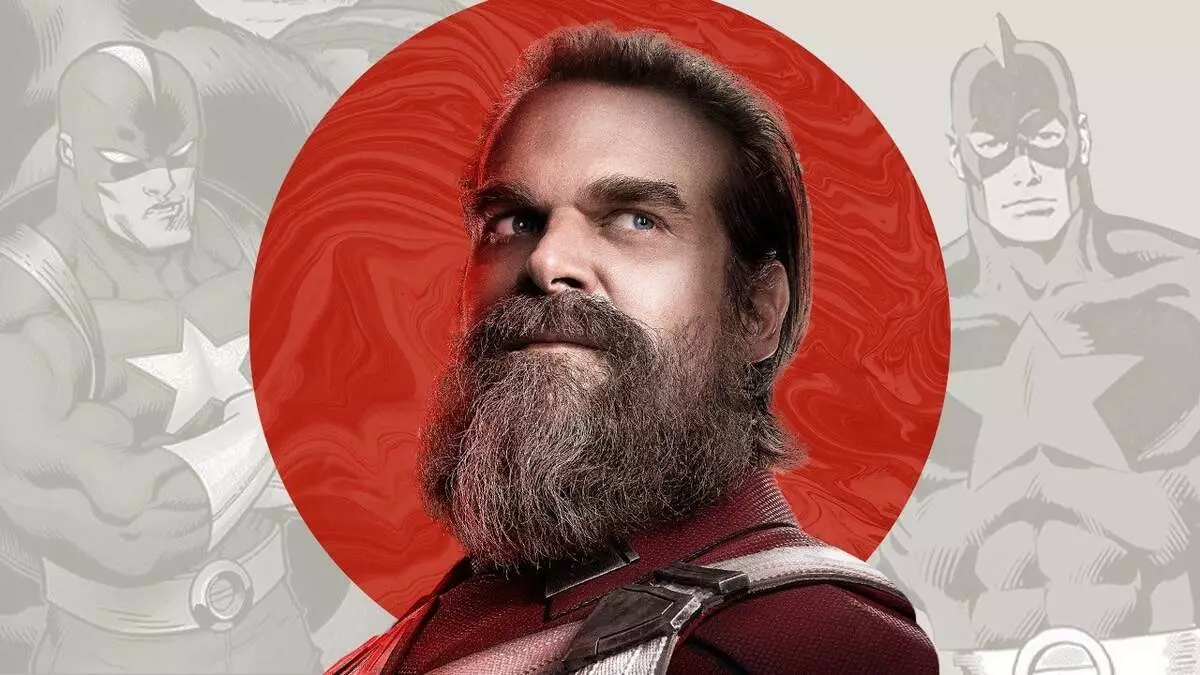 Bono familjare: David Harbour foli për marrëdhënien midis Gardës së Kuqe dhe Natasha Romanof