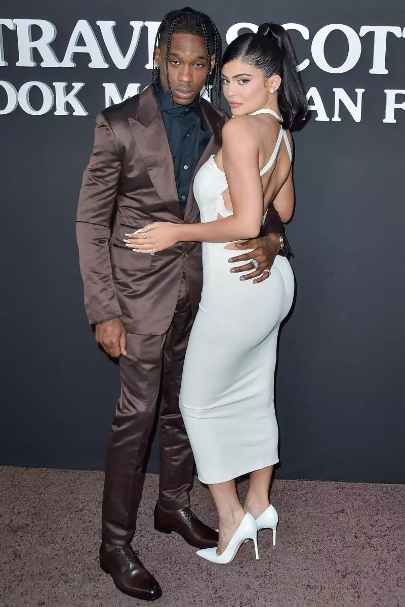 Daughter Kylie Jenner Stormy first appeared on the red carpet with her mother 30557_3