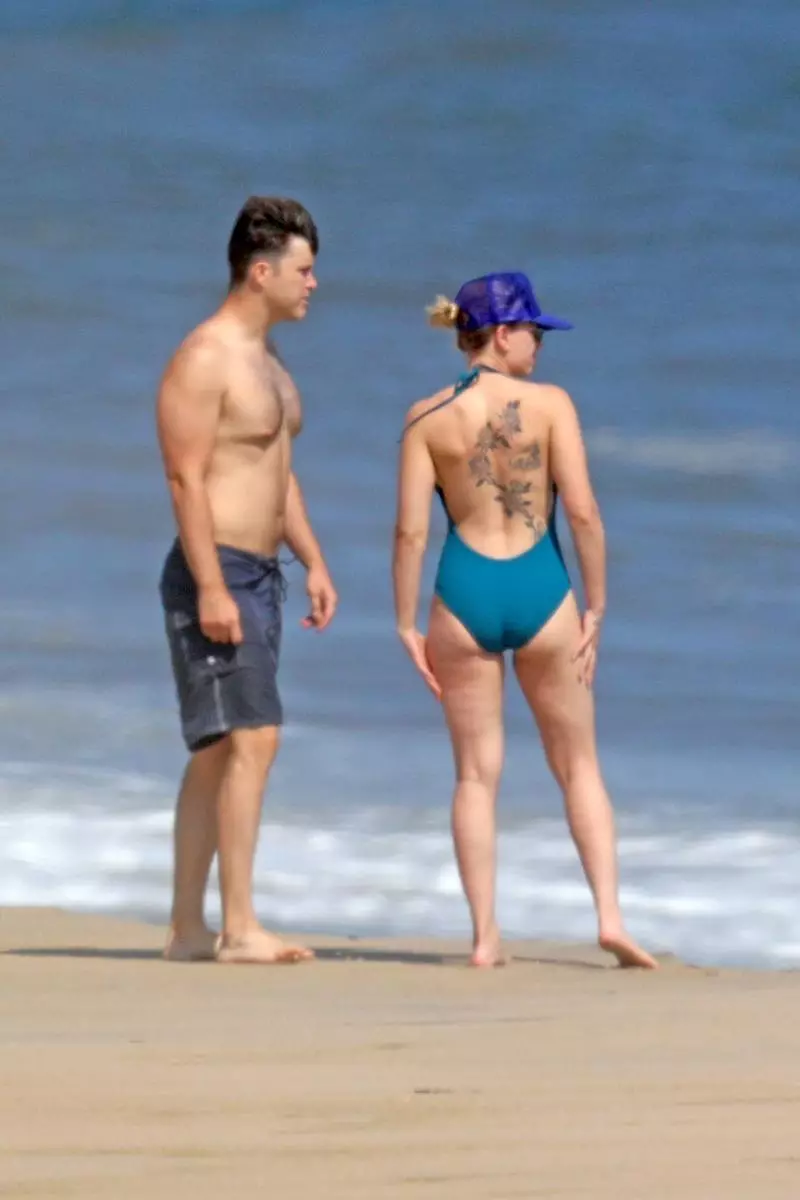 Foto: Scarlett Johanson en la playa con un novio Colin John 30807_3