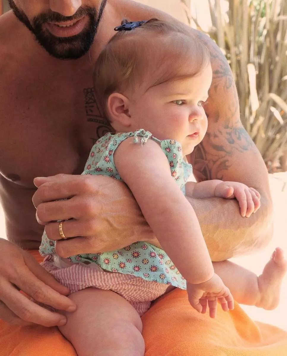 Ricky Martin primero mostró el rostro de la hija de siete meses Lucía 30888_1