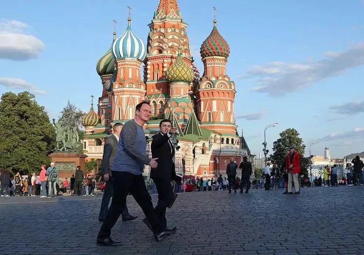 Quentin Tarantino anafufuza malo osungiramo zinthu zakale ku Moscow Kremlin 30970_7