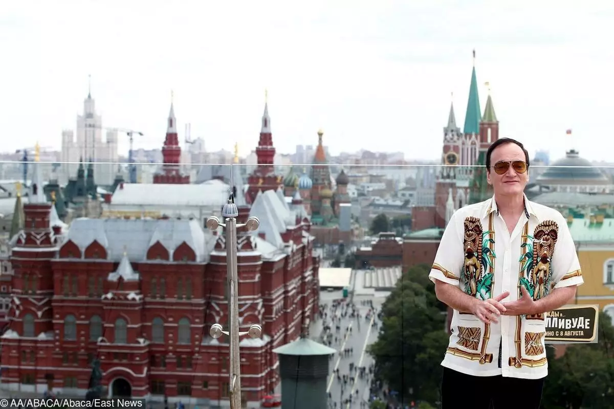 Quentin Tarantino anafufuza malo osungiramo zinthu zakale ku Moscow Kremlin 30970_9