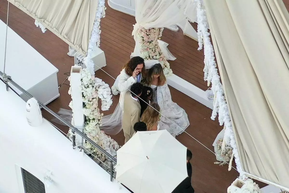 Heidi Klum per la prima volta ha condiviso una foto di matrimonio con Tom Kaulitz 31025_8