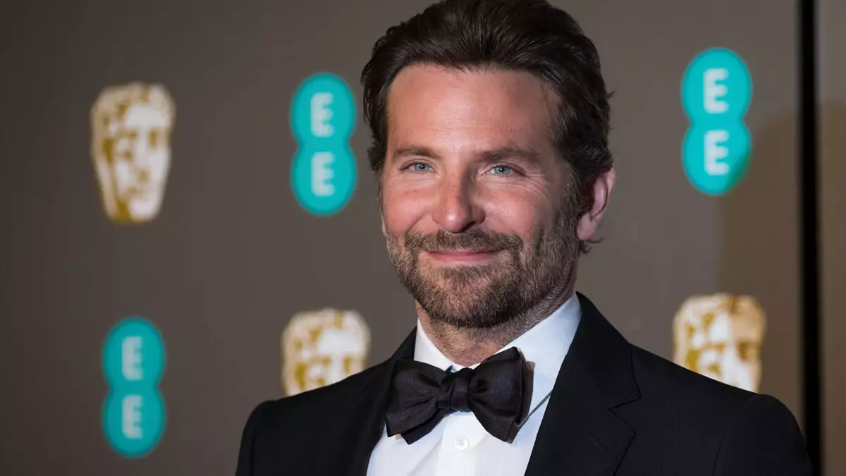 Bradley Cooper dal své "Oscar" hodinky pro charitu