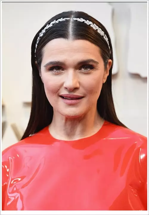 Крупним планом: макіяж і зачіски зірок з червоної доріжки «Оскара» 2019 31195_3