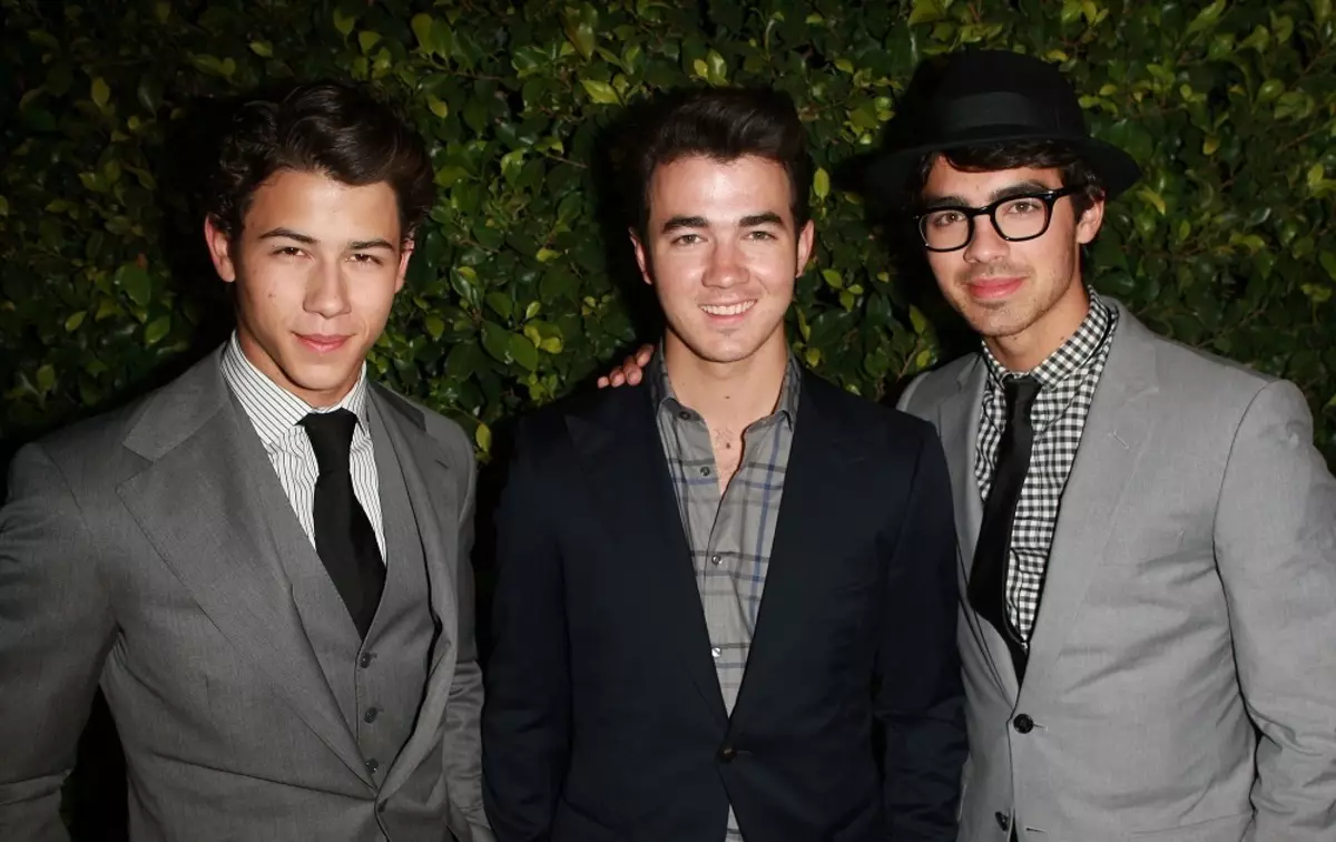 Jonas Brothers gaan 6 jaar na de ineenstorting van de groep herenigen