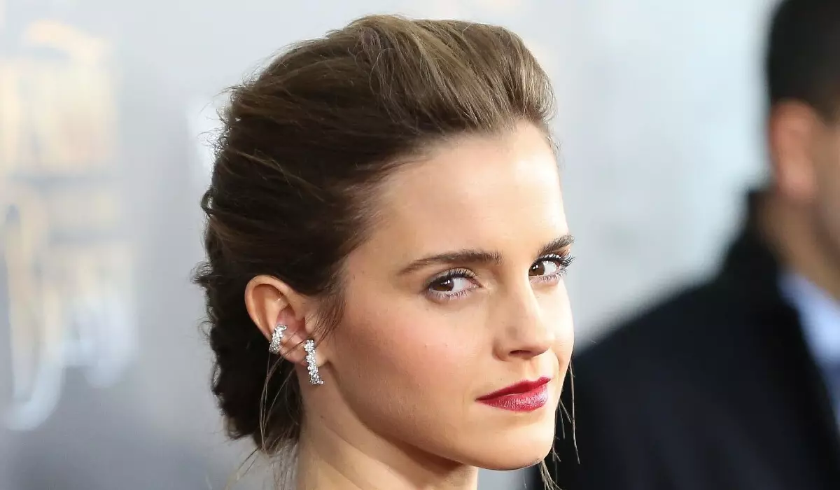 Cinder: Emma Watson na faia se malologa i le galuega mo le lelei o le failautusi