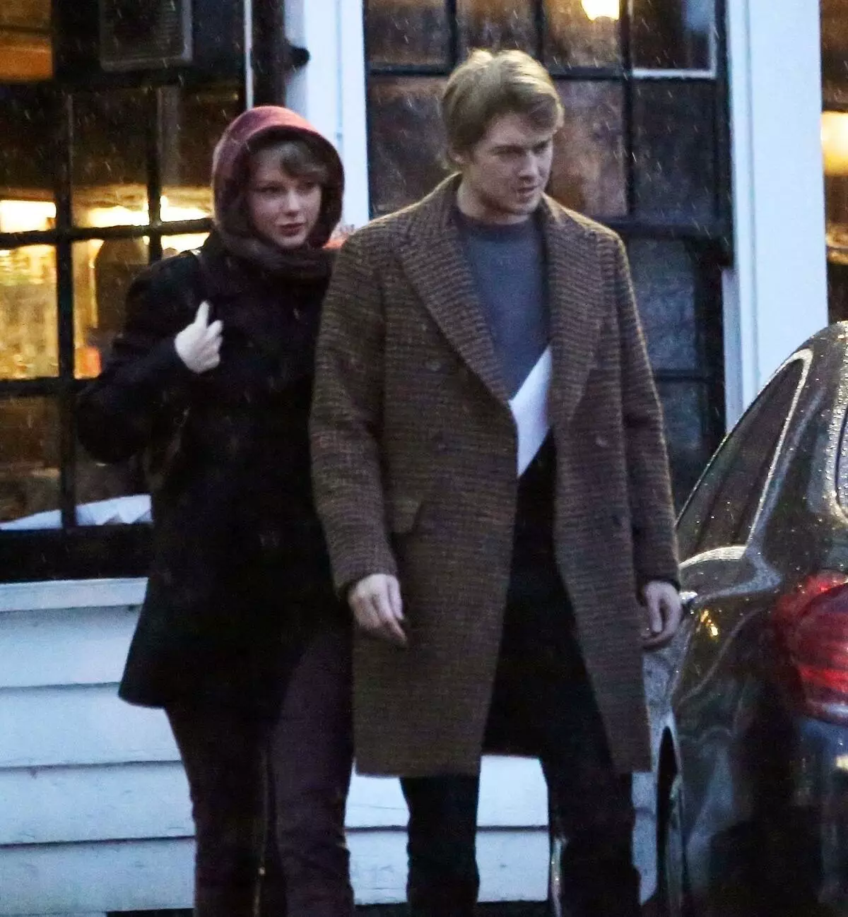 Robert Pattinson und Sookie Waterhouse fuhren ein doppeltes Datum mit Taylor Swift und Joe Alvin 31999_2