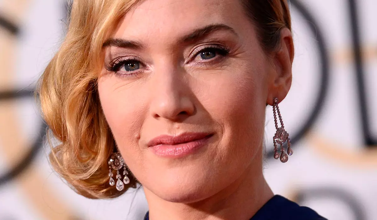 Kate Winslet adafunsa za bedi la a Lesbia nthawi zambiri kuposa za ena