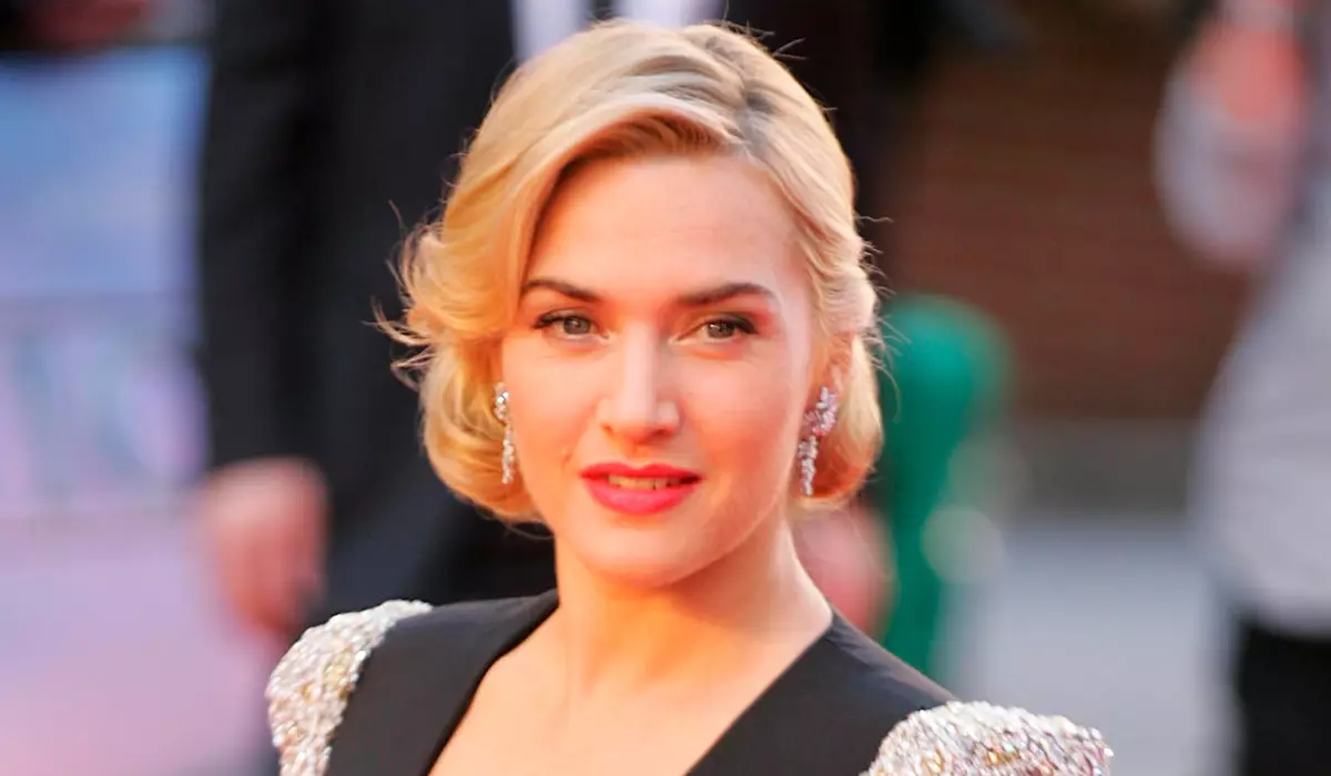 Kate Winslet bijo Holivudo dėl figūros: "Aš buvau riebalų mergina eilės pabaigoje"